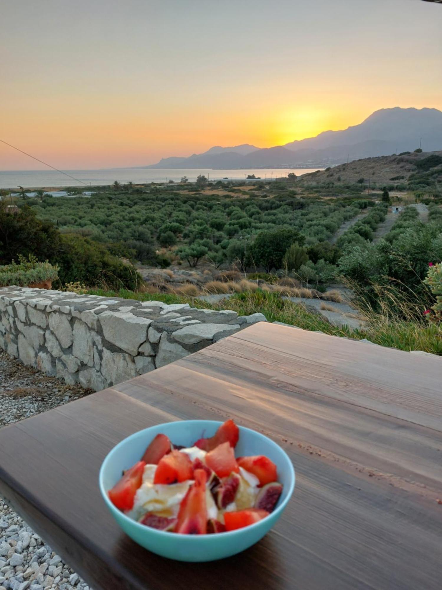Cottage Du Soleil Makrýgialos Dış mekan fotoğraf